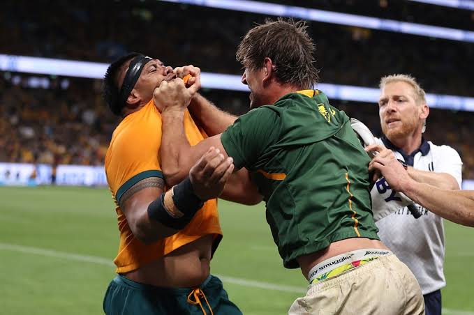 Very sad: Eben Etzebeth have announced his retirement due to his inability to…see .. more..😭😭