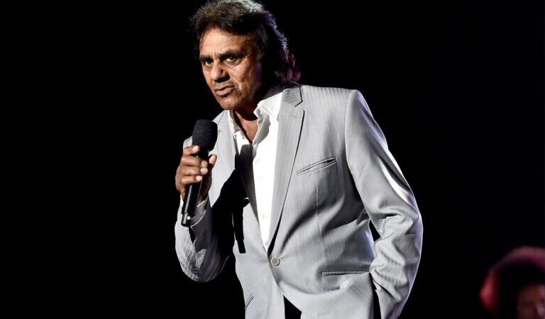 Heartbreaking: American Talented Musician #Johnny Mathis Agreed to End his Career due ….