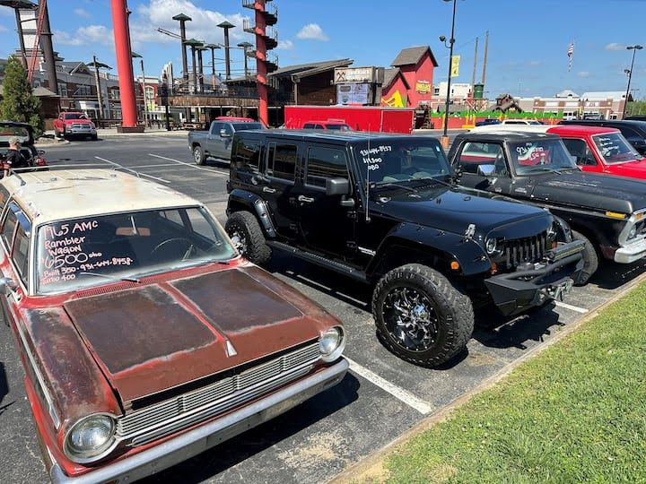 Breaking: Spring Rod Run kicks off as new roadside car sale restrictions expected to start by fall festival