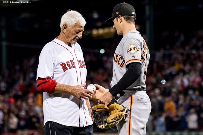 Trade deadline: Carl Yastrzemski rejected $ 157.5 million from the…see..more ..