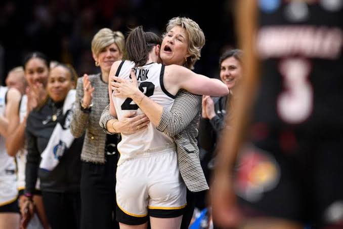 Just confirmed: “Caitlin Clark Leads Fever to Historic Showdown: Biggest WNBA Crowd Since ..see.. more 👇