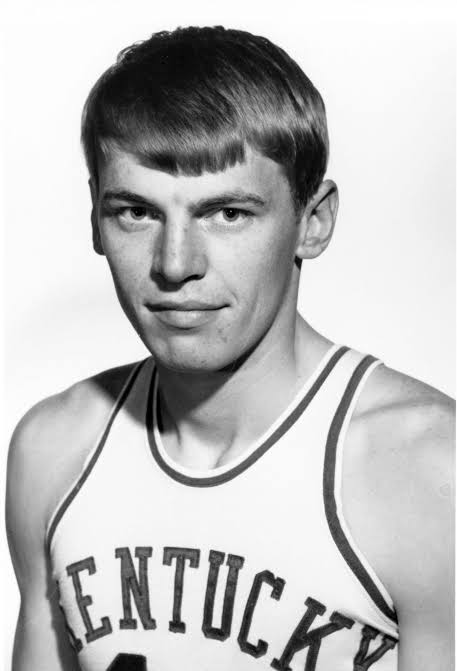 Heartbreaking: Former Kentucky wildcats player #Paul ISSEL Just Passed Away at the Aged of 74…see…more