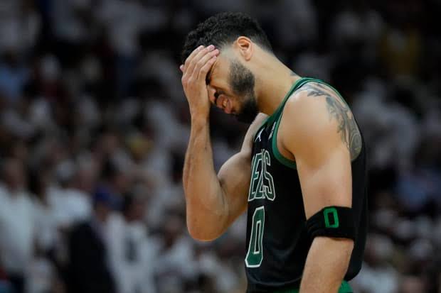 Heartbreaking News: Boston Celtics player crushed in a dastardly motor accident…see more…