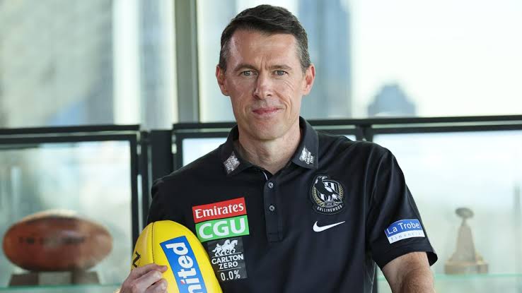 Huge Setback: Collingwood Fans Stunned as Craig McRae Announces Resignation and Departure Immediately After Facing…see more