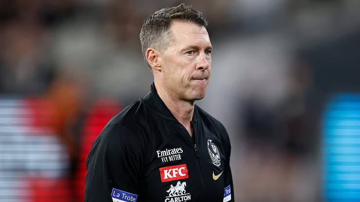 Huge Setback: Collingwood Fans Stunned as Craig McRae Announces Resignation and Departure Immediately After Facing…see more