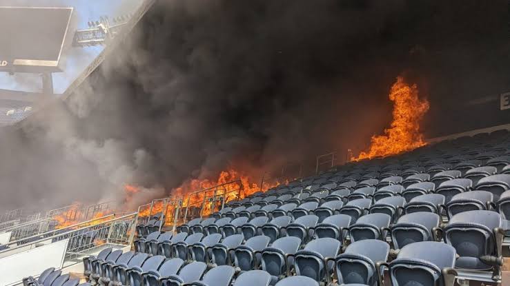 Breaking news:  Dallas Cowboys’ stadium burnt to ashes due to fire inferno…see more…