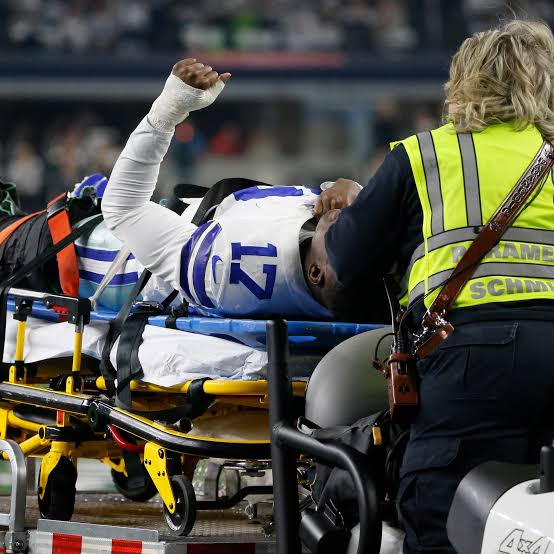 Breaking news: Cowboys prayer suffers an injury that ends his career…read more…