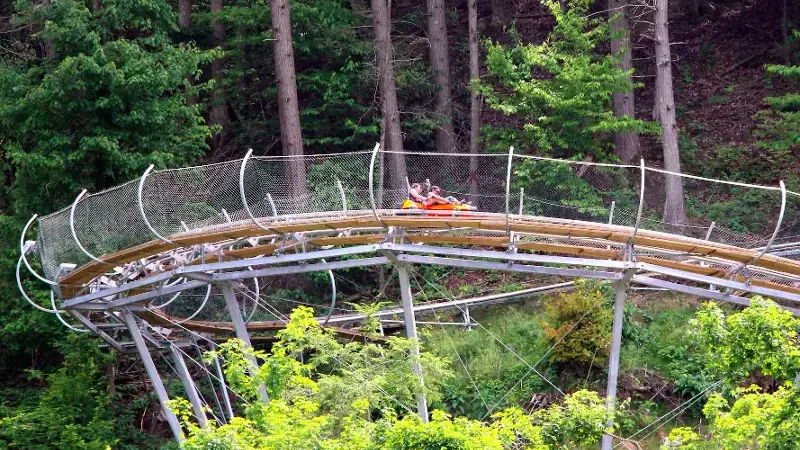 Pigeon Forge Mourns Loss of Beloved Local Landmark: The Smoky Mountain Pavilion Shuts Its Doors