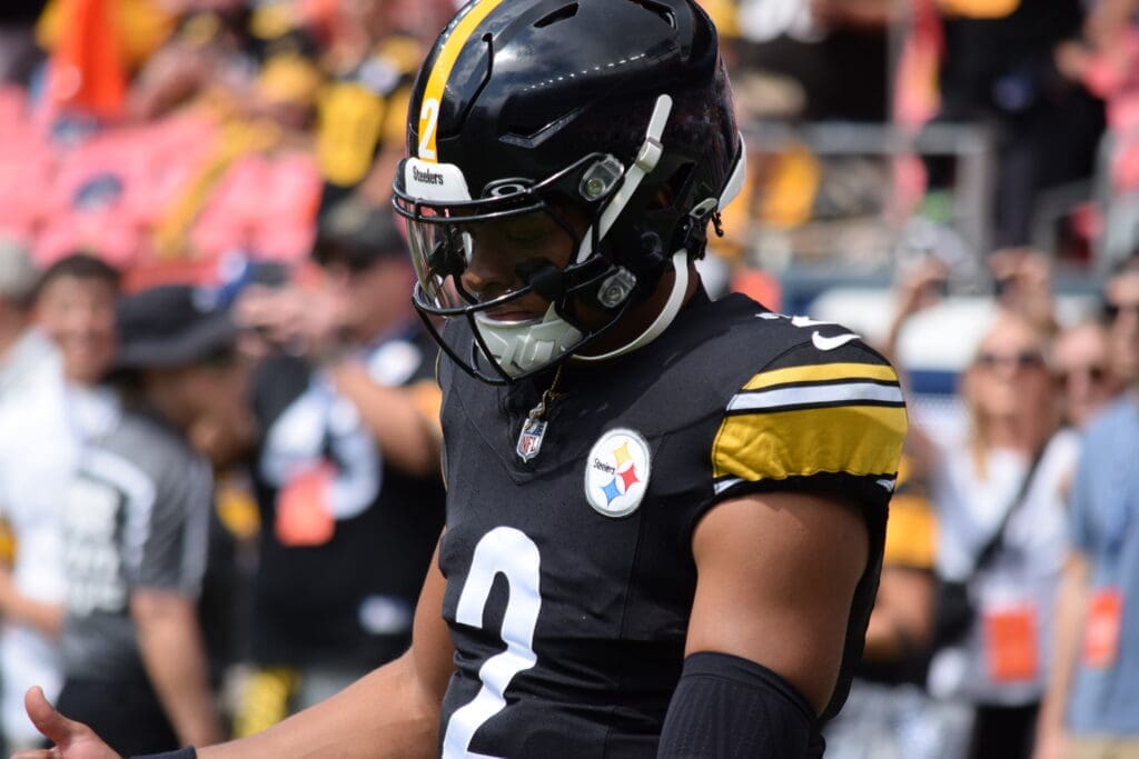 Breaking news :Steelers’ Star Justin Fields Terminates Contract: A Stunning Move in NFL