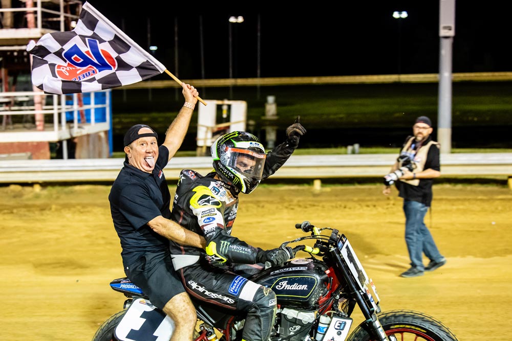 Just in: Flat tracker-Top player celebrate end of career victory… read more