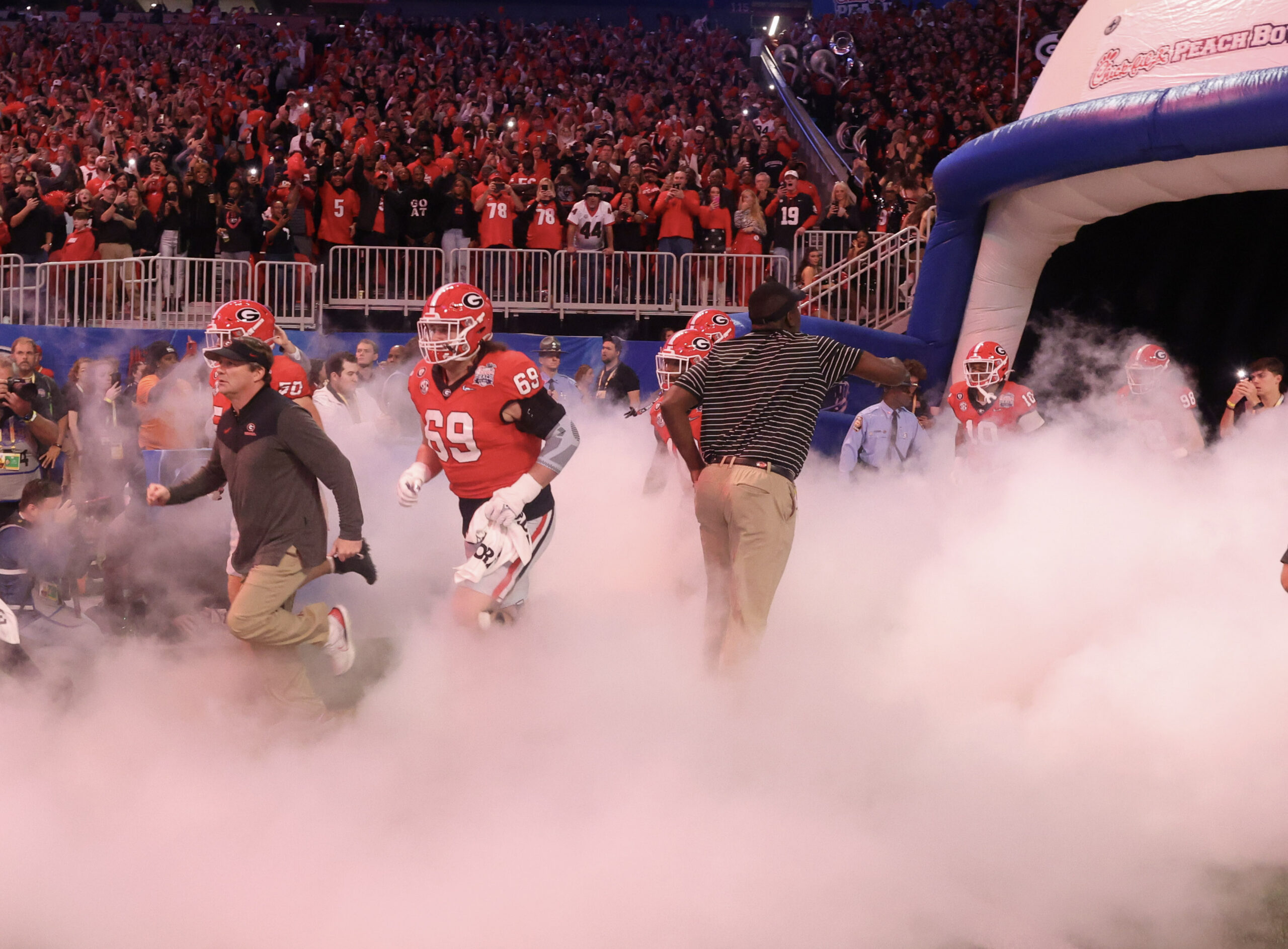 Heartbreaking news : Georgia bulldogs Gamecocks Stadium Burnt to ashes due to fire inferno…see..⬇️⬇️