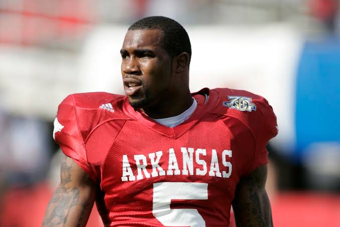 Heartbreaking: Darren McFadden Former Razorback  Player and Legend Just Passed Away at The Aged 37…see..more…