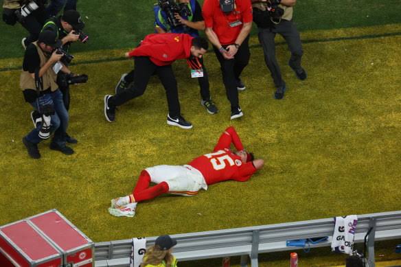 Heart break: A popular QB Patrick Mahomes fall down and confirmed dead after playing against the… more details ⬇️⬇️⬇️