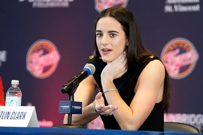 Trade deadline Caitlin Clark accepted $ 98.6 million contacts to leave Indiana fever due to…. more details ⬇️⬇️⬇️⬇️