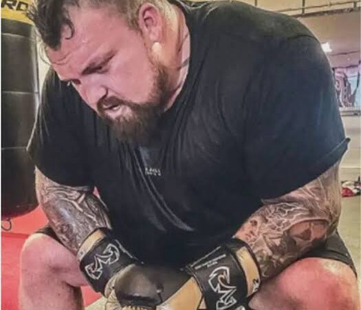 Shockingly :Eddie Hall Suffers Serious Ankle Injury: The Strongman Faces a New Challenge