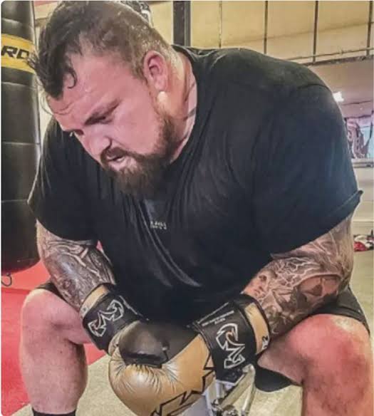 Shockingly :Eddie Hall Suffers Serious Ankle Injury: The Strongman Faces a New Challenge