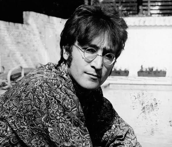 Shockingly :John Lennon’s Heartfelt Mourning for his……….