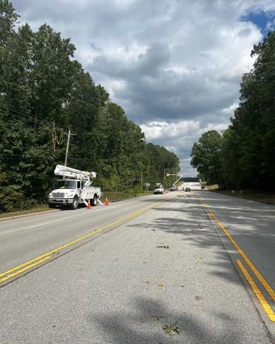 Good news :Abbeville County Communities Come Together After Storm.