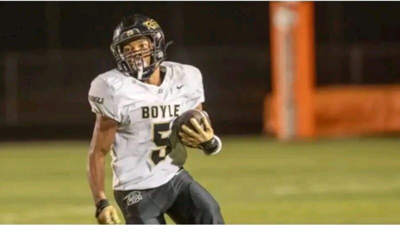 Breaking news :Kentucky football lands commitment from Boyle County star, one of state’s top playmakers.