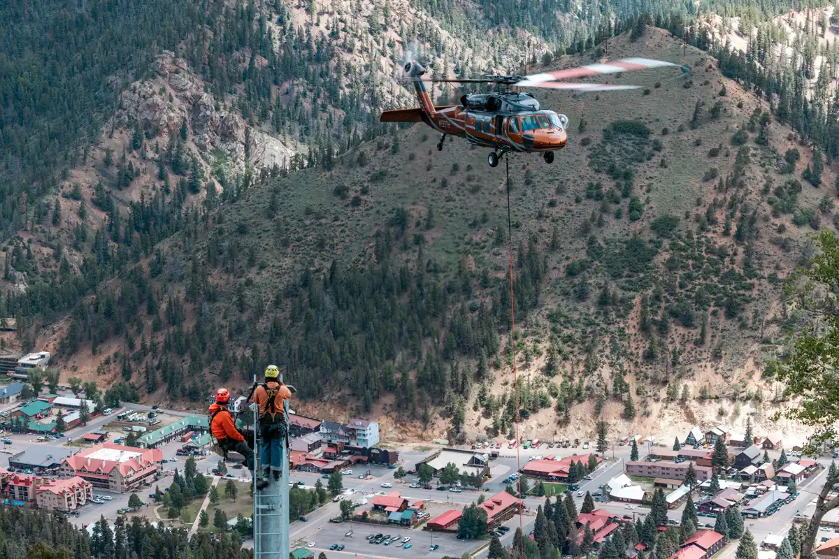 Tragic Incident: Black Hawk Helicopter Installs New Lift Towers at Red River Ski Area, New Mexico Resulting in Loss of Lives.