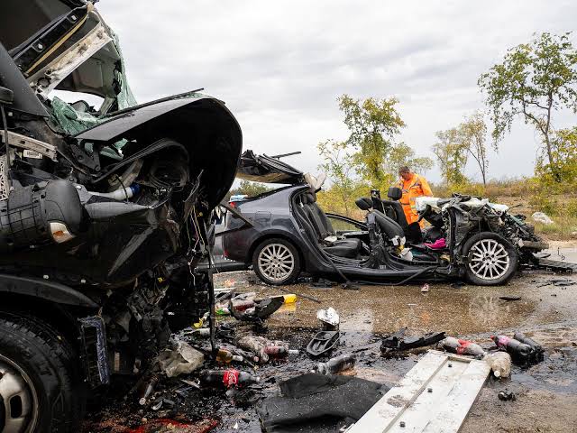 ESPN EXCLUSIVE: Fans are in Tears As Joel Osteen and Five ministry  members Involved in a car crash this morning due to……….