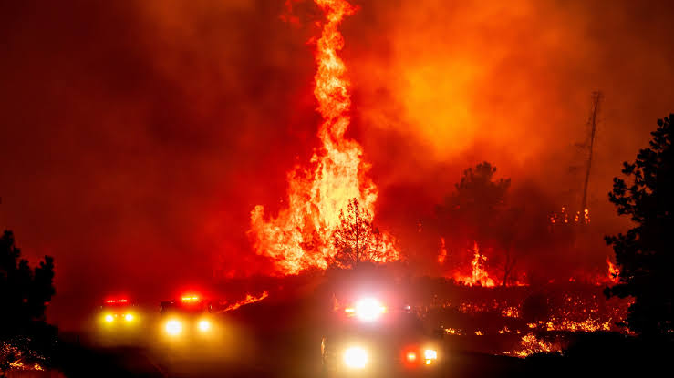 Breaking news: devastating fire burns down the USA golf lovers stadium a minute ago many life’s destroyed due to