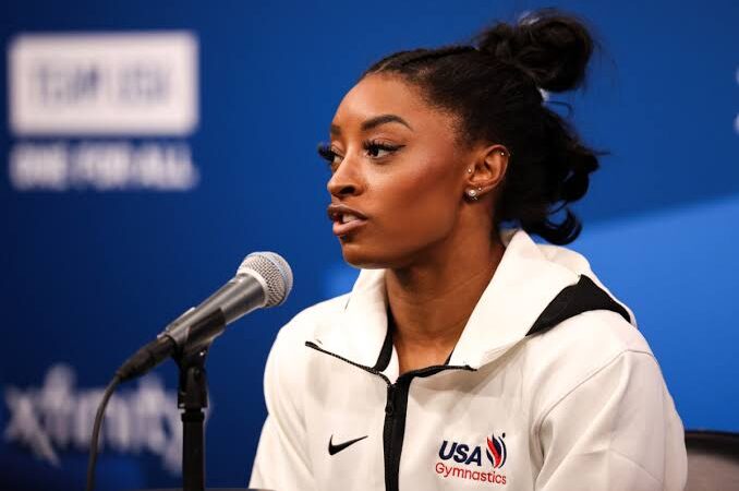 Gymnastics philanthropist, Simone Biles pays condolences visit to her hometown over the recent disaster… read more