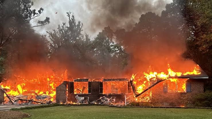 Breaking news: A fire outbreak has devastated lives in North Carolina……read more