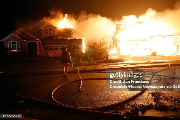 Breaking news: Devastating fire burns down the largest city in Weaverville, NC, causing neighbors’ lives to be damaged……see more