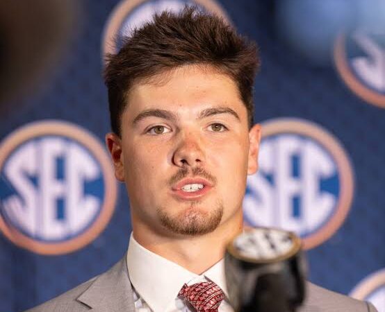 Breaking news : Devastating Oklahoma Sooners Quarterback Jackson Arnold Announces Departure.