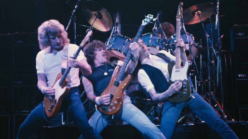 Breaking News: Status Quo Facts – 8 Essential Things You Need to Know status Quo vocalist Departure.