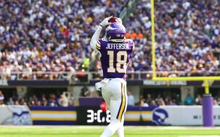 Confirmed : The Most Receiving Yards By a Player in Five (5) Season in NFL history. 6,801 YDS jets ✈️ 💜💜💜………. more details 