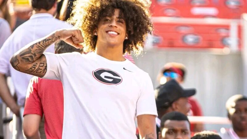 Breaking news :7-Foot 4-Star Recruit Jadon Perlotte Commits to Georgia Bulldogs, Bolstering Future Roster with Height and Versatility.