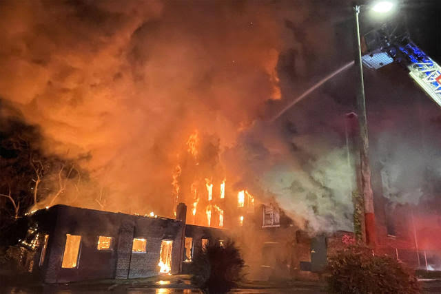 Shocking news: fire burn down the largest university in Madison NC neighbors community due to……