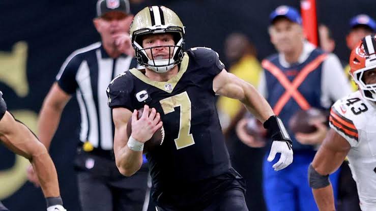 Saints’ Darren Rizzi on ‘ageless’ Taysom Hill’s three-touchdown day: ‘He certainly doesn’t look 34…see more…