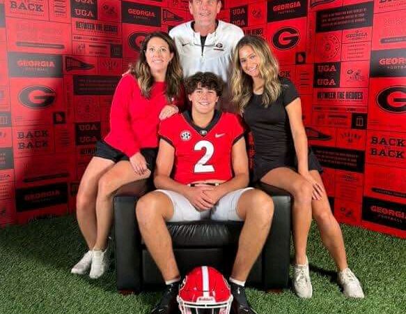 BREAKING: GEORGIA BULLDOGS FLIP 5-STAR WIDE RECEIVER FROM ALABAMA! Top-Rated Pass-Catcher Ditches Crimson Tide for Athens…… more details 