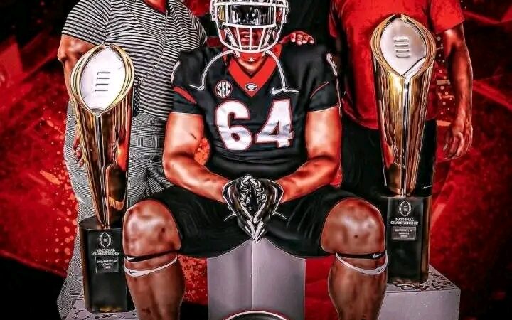 BREAKING: Five-Star CB Dakorien Moore Flips Commitment to Georgia, Boosting Dawgs’ 2025 Class……