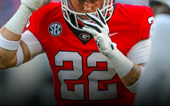 BREAKING: Georgia’s controversial DB Jake Pope has signed the papers necessary to enter the Transfer Portal after joining from Alabama just last year…see more…