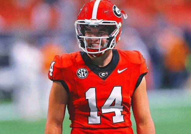 Great job:HOT NEWS: Georgia Bulldogs Quarterback Gunner Stockton Wins Prestigious Maxwell Award for Excellence and Exceptional Contribution…. Go Dawgs.. details below…