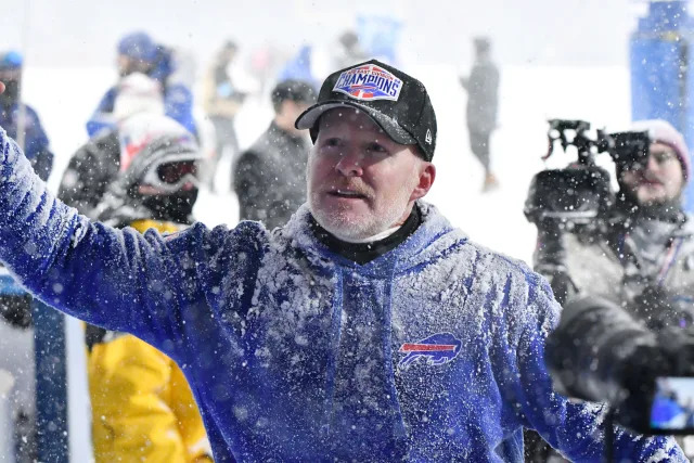 Breaking news: Josh Allen and Head Coach Sean McDermott made adorable snow angels after Buffalos snow -filled win over the 147 years in Buffalo Bill quarterback….