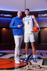 Major Announcement: 7-Foot-8 Power Forward from Atlanta Shocks College Basketball with Commitment to Mark Pope’s Kentucky Wildcats.