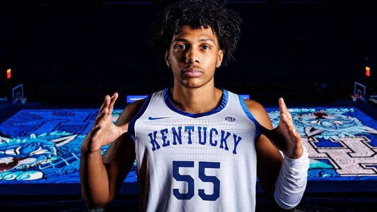 Devastating News: 7-Foot-8 Power Forward from Atlanta Shocks College Basketball with Commitment to Mark Pope’s Kentucky Wildcats.