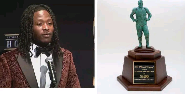 JUST IN: Alvin Kamara, New Orleans running back, has won the prestigious Maxwell Award for Excellence and Exceptional Contribution to the…Read…more