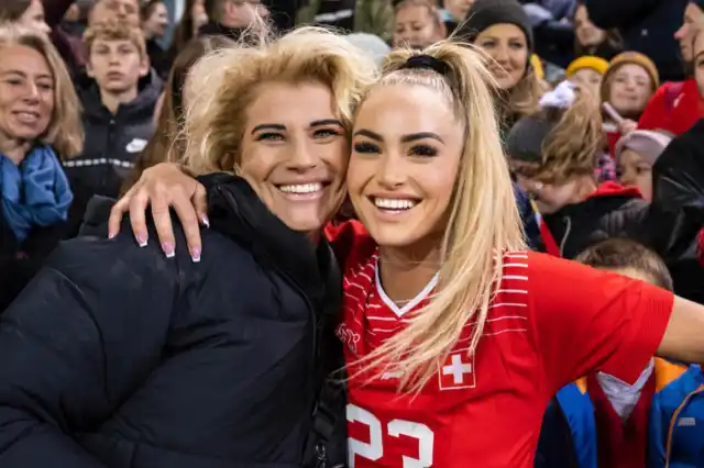 Breaking News: Glamorous footballer Alisha Lehmann stuns fans in birthday picture with her mother as they ask ‘which one’s the mum?’ and she send good news to the fan….