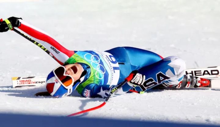 Lindsey Vonn Announces Retirement Plans After Devastating Crash at World Cup Super-G in Cortina