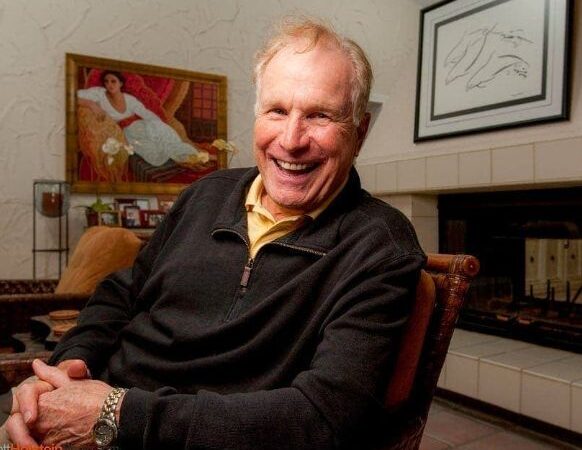 EXPOSED: Shocking how Wayne Rogers, Trapper John on ‘M.A.S.H.,’ died at 82.