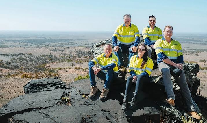 Breaking Information As the industry transitions to green iron, Magnetite Mines advances the Razorbacks project. See More