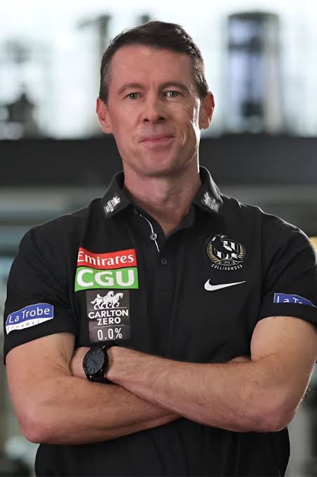 Shocking News:Fan heart bittered as Collingwood coach Craig McRae resigned today….. read more 