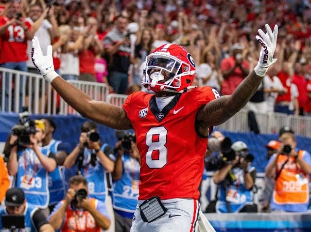 Breaking News: Georgia WR Colbie Young Decommits from Bulldogs Club, Fans Heartbroken…. view details