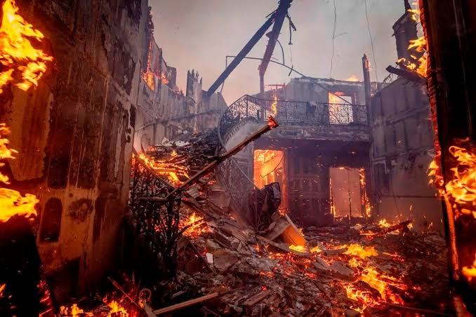 Shocking news: devastating fire burns down the largest bank in Ontario just now many life’s destroyed due to……… more details ⬇️